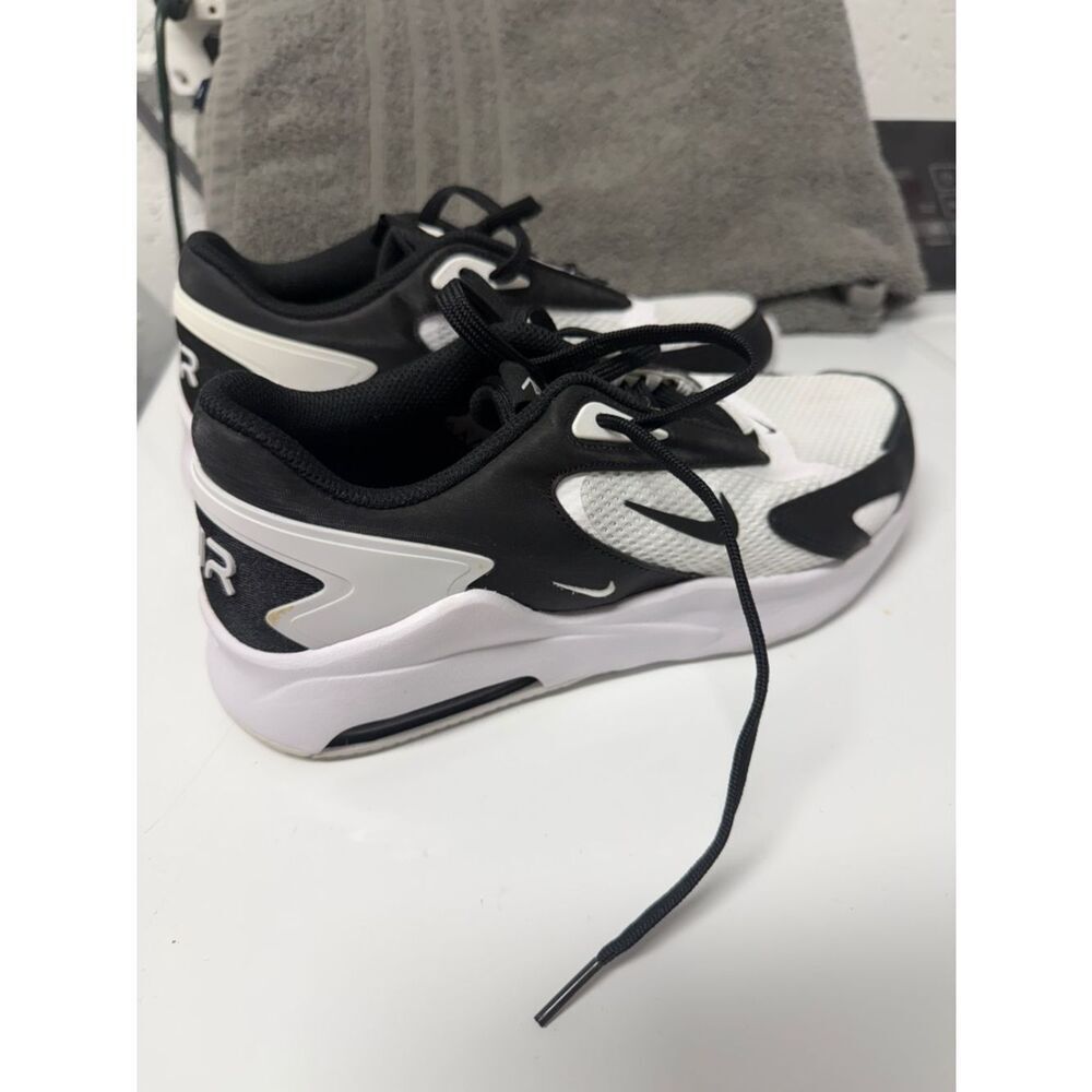 Nike Air Max Bolt Black & White Sneakers WORN ONCE Size 8 🖤 Excellent Condition